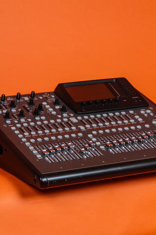 sound equipment with orange back drop